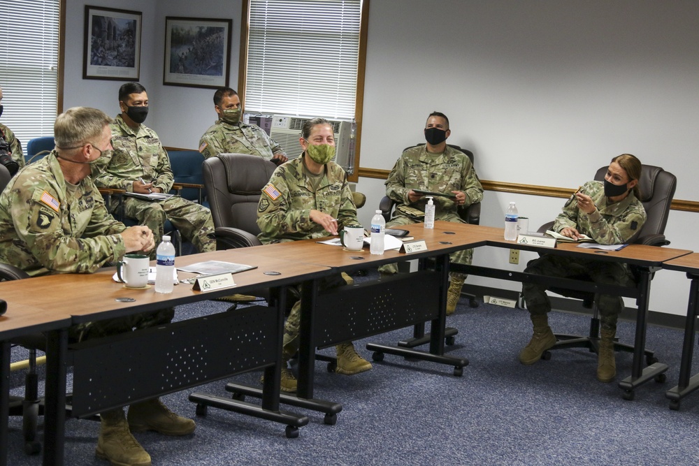 Senior Leaders Visit Fort McCoy