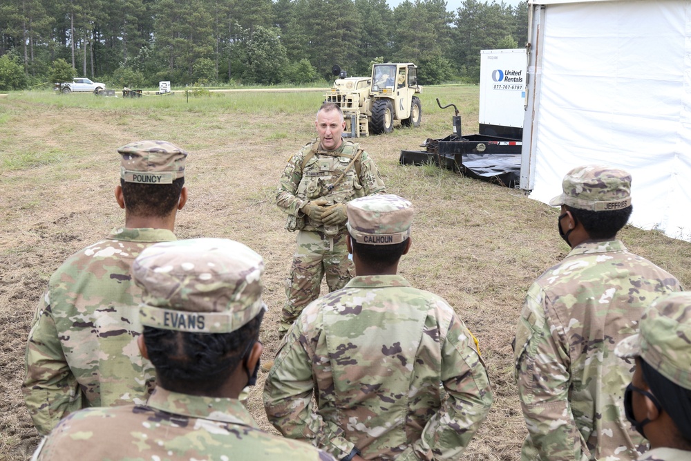 DVIDS - Images - 103rd ESC CG Visits Troops, Fort McCoy [Image 1 of 7]