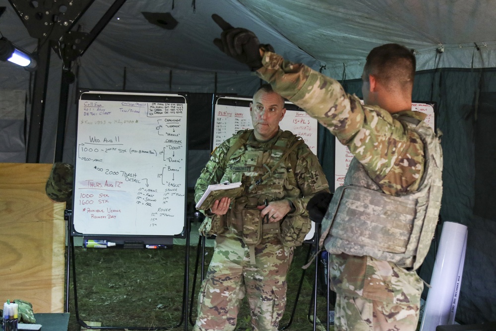 103rd ESC CG Visits Troops, Fort McCoy