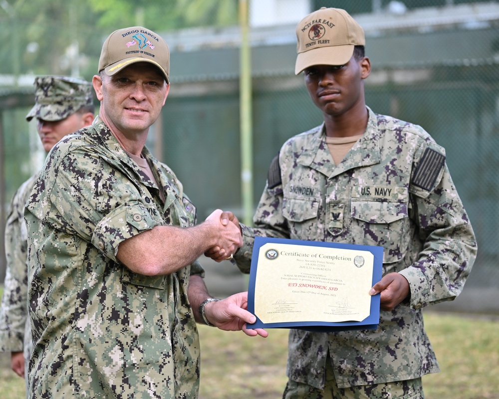 DVIDS - Images - ASF Graduation on Diego Garcia Aug. 12 [Image 3 of 11]