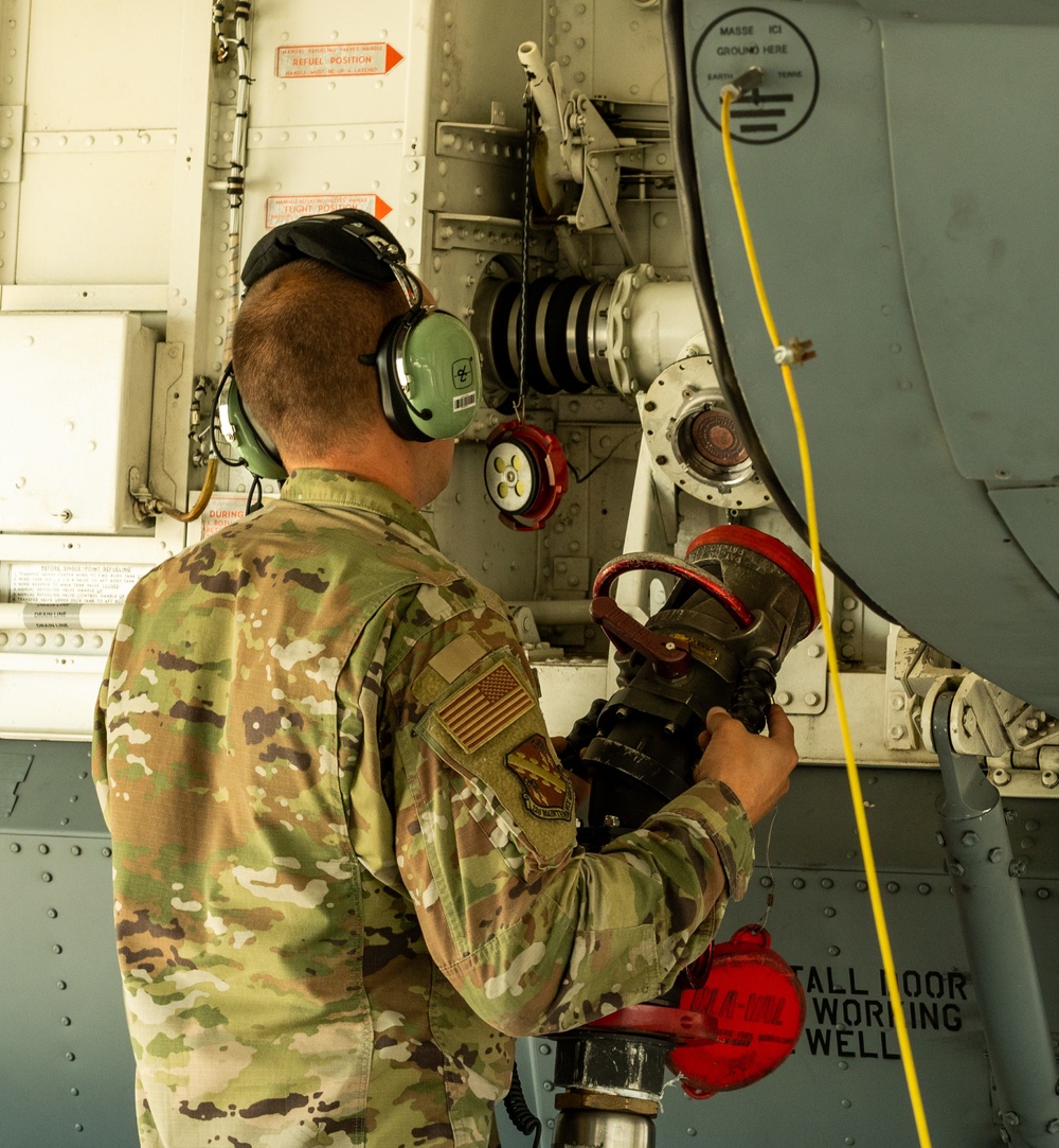 First Hot Refuel of KC-135 in Eastern Europe