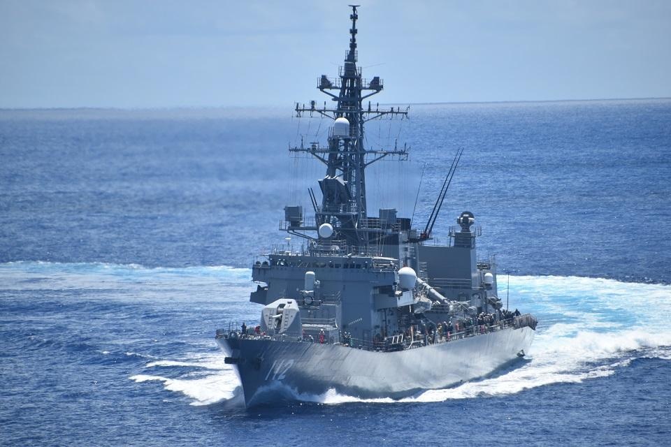 USNS Matthew Perry Conducts RAS with JMSDF Destroyer