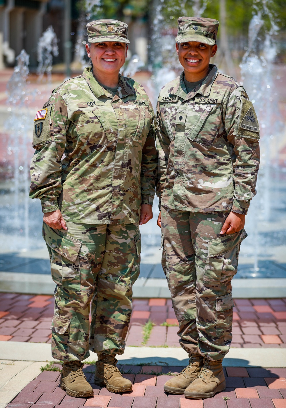 WOMEN’S EQUALITY DAY RESONATES WITH MOTHER, DAUGHTER ARMY DUO