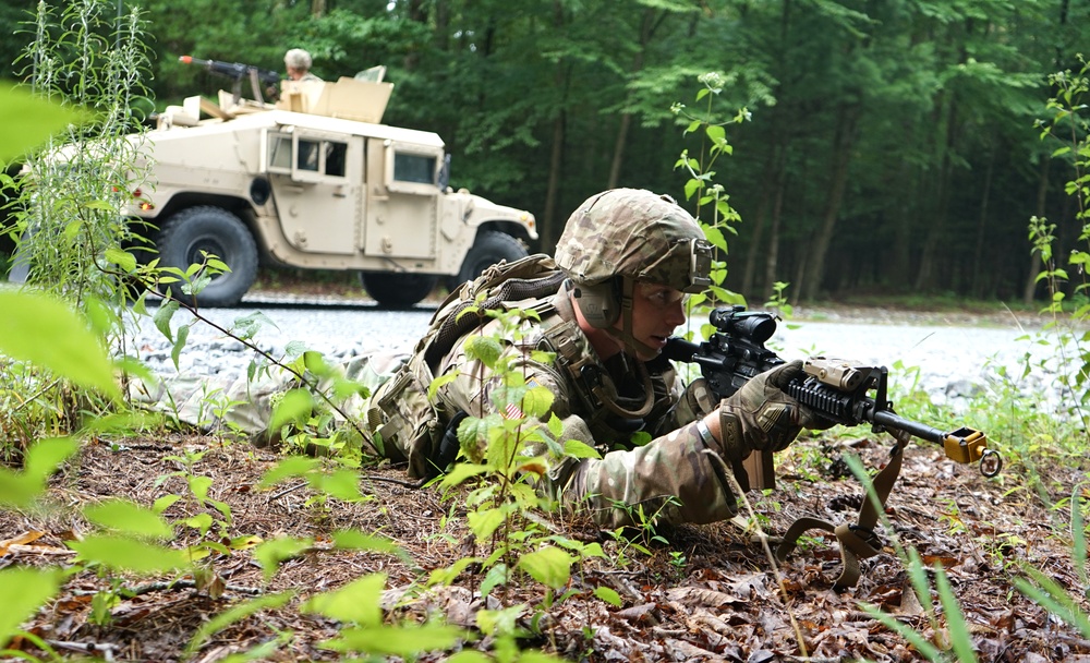 1-109th Infantry Soldiers patrol IED lanes at Fort Indiantown Gap