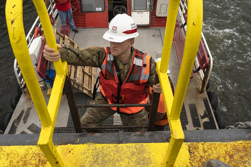 Army ROTC Cadet immerses into USACE mission