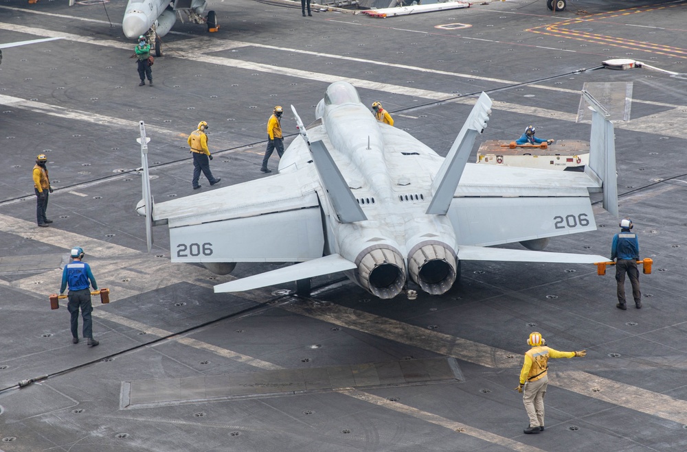 USS Ronald Reagan (CVN 76) Flight Operations