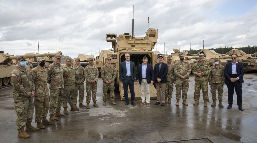 House Armed Services Committee members visit &quot;Burt's Knights&quot;