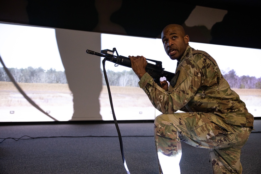 Connecticut Army National Guard 6th Recruiting and Retention Battalion Trains on the EST II