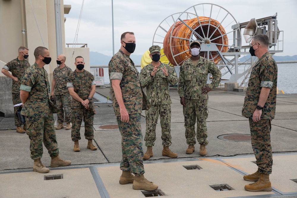 Deputy Commandant for Aviation visits MCAS Iwakuni