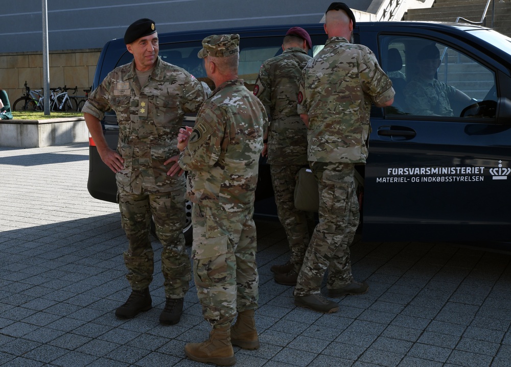 Commander of the Danish Army visits U.S. Army Europe and Africa headquarters