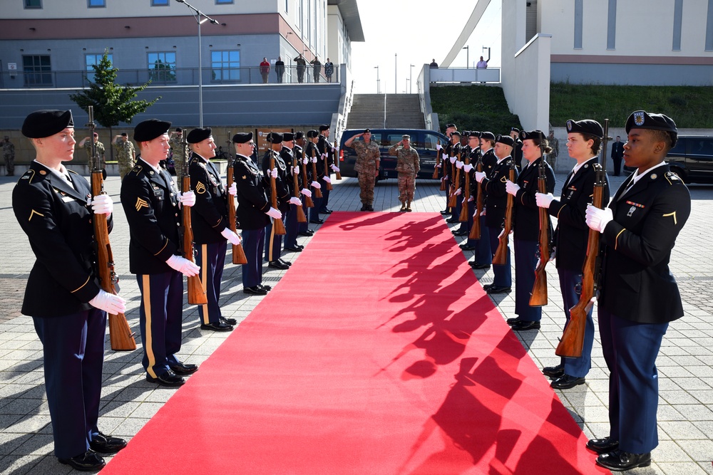 Commander of the Danish Army visits U.S. Army Europe and Africa headquarters