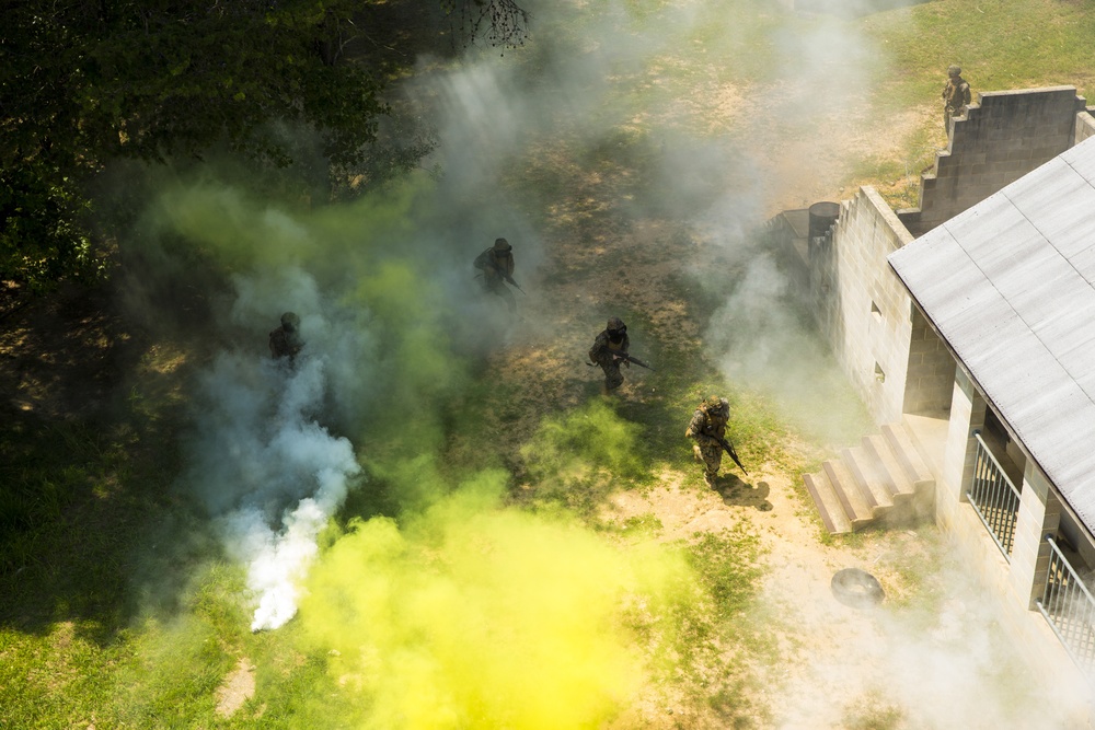 Alpha Company Marines conduct MOUT training