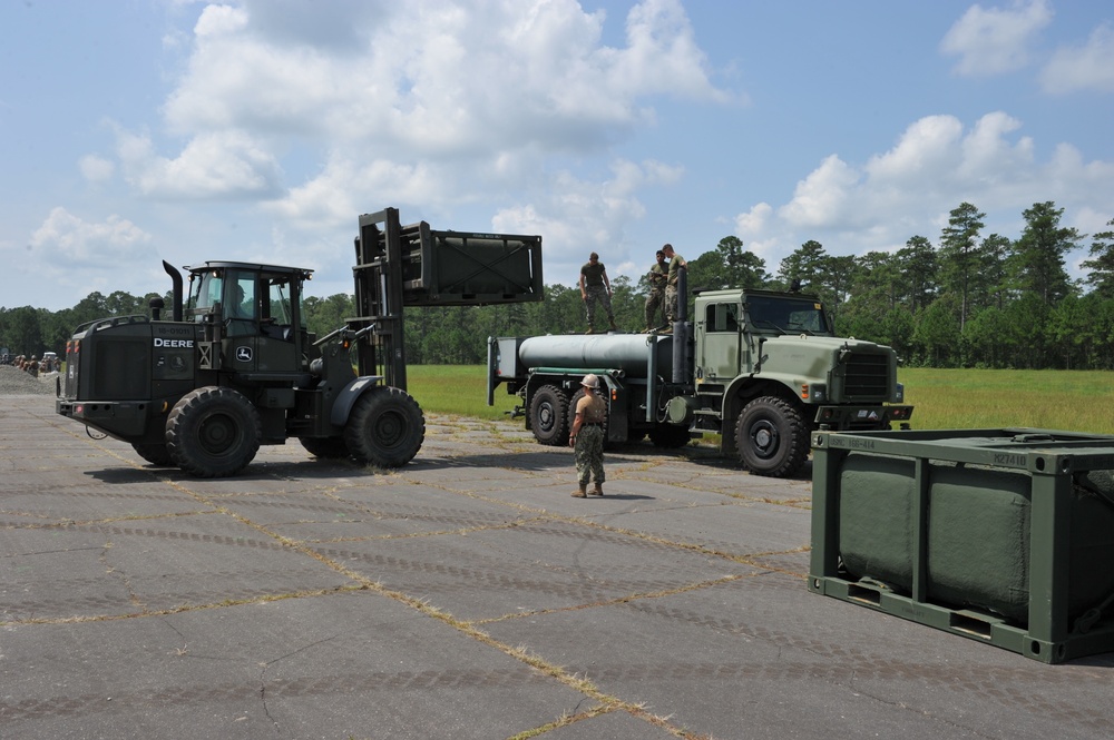 Seabees and Marines conduct ADR evolution at Marine Corps Air Station Cherry Point, NC