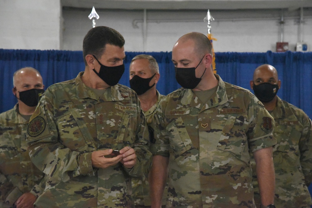 Air Guard Director Visits Hancock Field