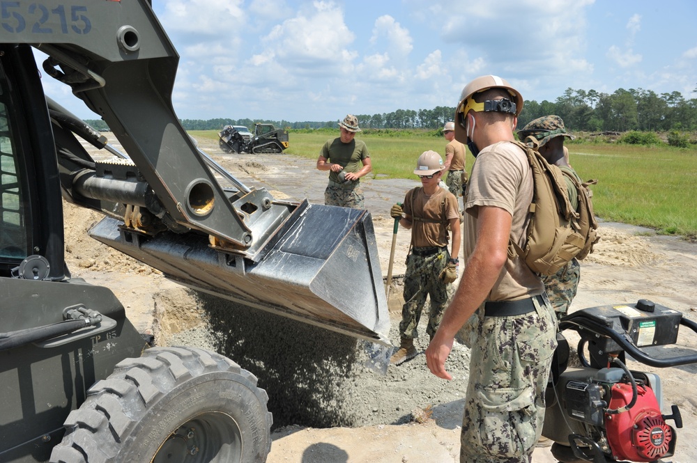 Seabees and Marines conduct ADR evolution at Marine Corps Air Station Cherry Point, NC