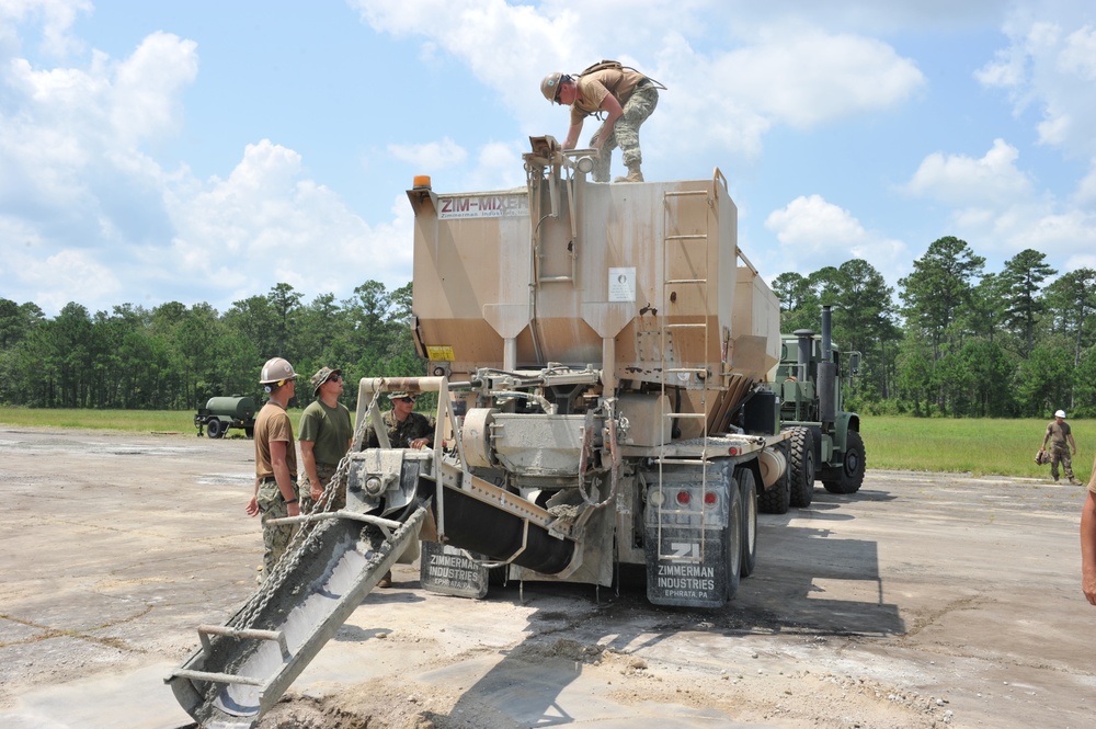 Seabees and Marines conduct ADR evolution at Marine Corps Air Station Cherry Point, NC