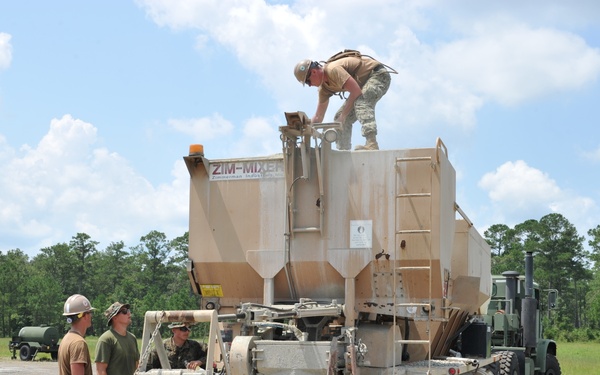 Seabees and Marines conduct ADR evolution at Marine Corps Air Station Cherry Point, NC