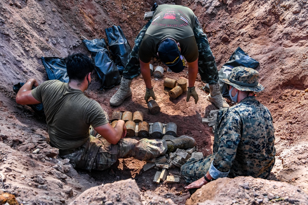 Cobra Gold 21: U.S., Royal Thai Armed Forces conduct landmine disposal exercise