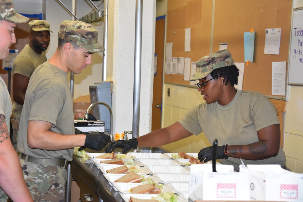 Pa. Air Guardsmen serve nearly 5,000 meals during community service project