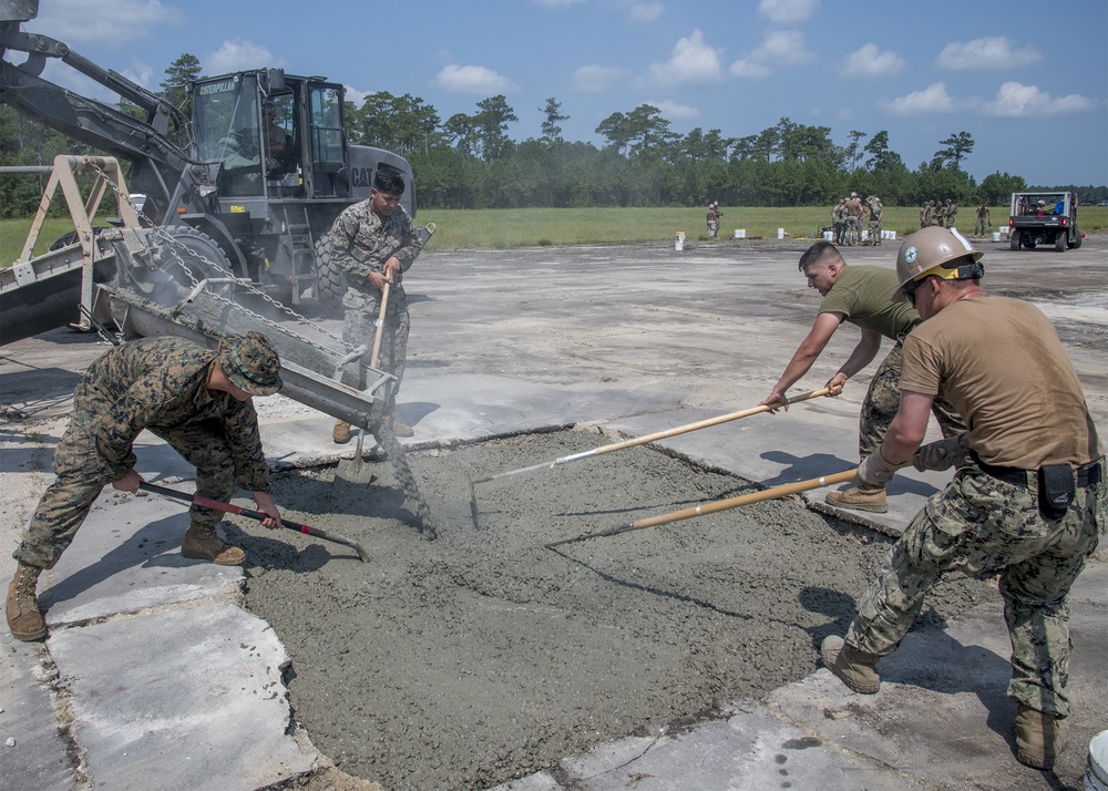 Seabees and Marines conduct ADR evolution at Marine Corps Air Station Cherry Point, NC