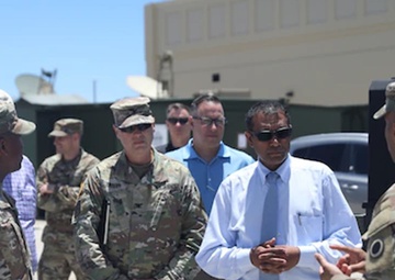 Chief Information Officer for U.S. Army Visits Forager 21