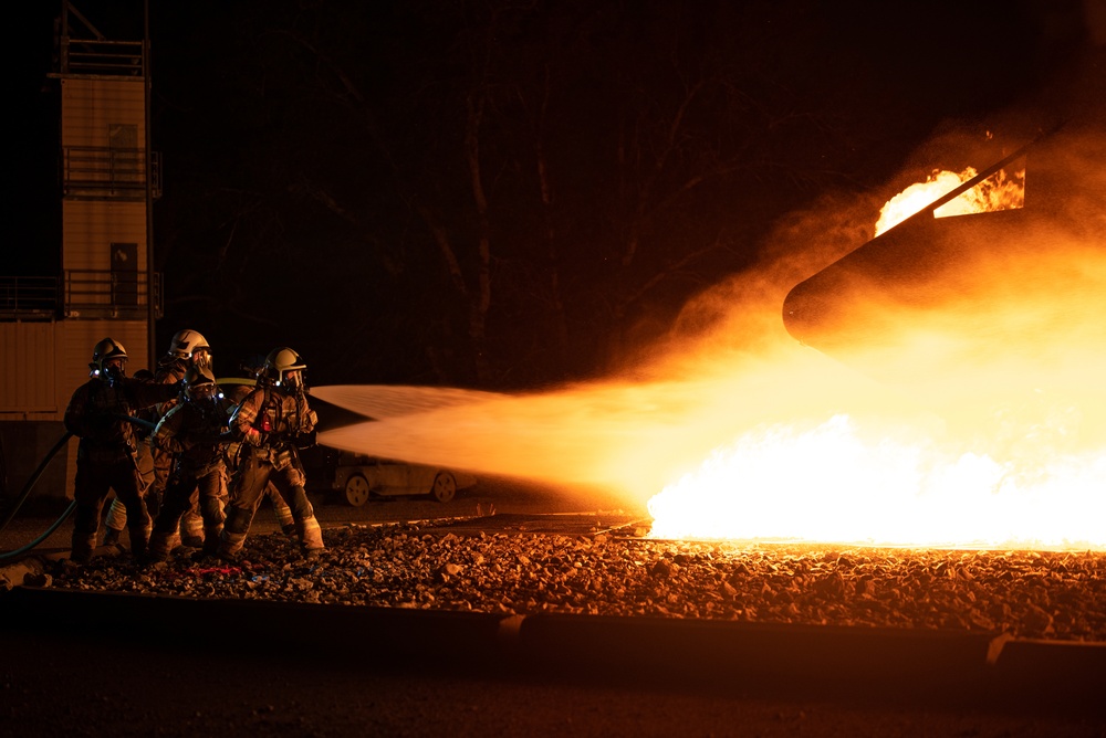 DVIDS - Images - Night fire training for state partner firefighters ...