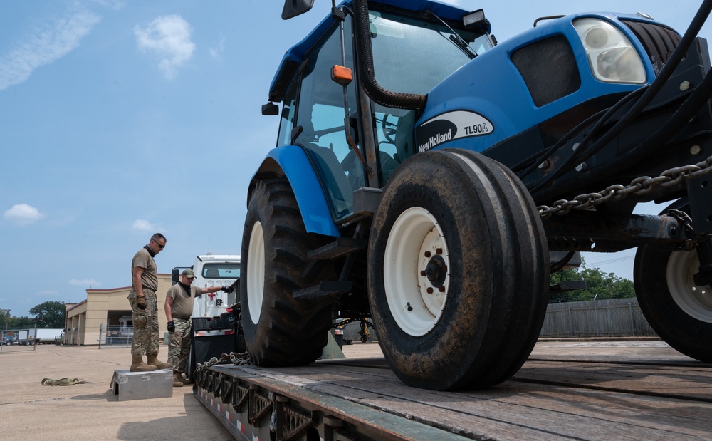 DVIDS - Images - Ground Transportation Airmen Aim To Move Mission ...