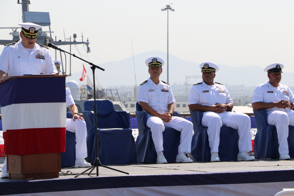 USS Harpers Ferry Holds Change of Command Ceremony.