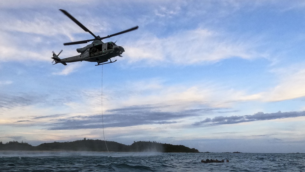 Marines conduct Special Patrol Insertion and Extraction Rigging Training