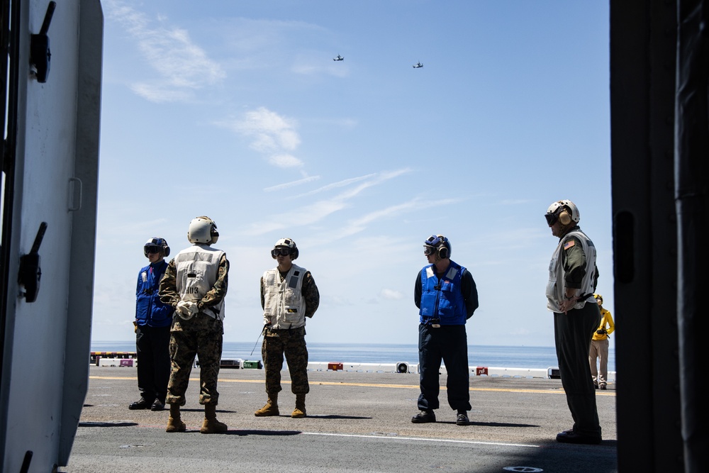 SECNAV conducts first fleet visit during LSE 21