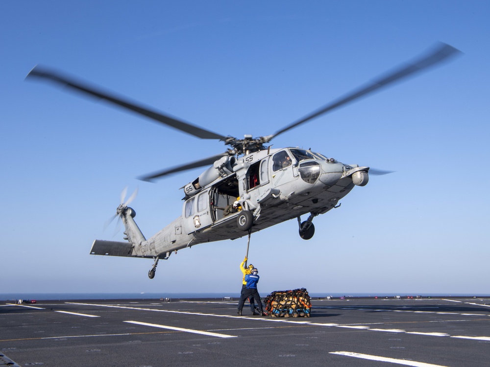 HSC 23 conducts flight operations aboard USS Miguel Keith