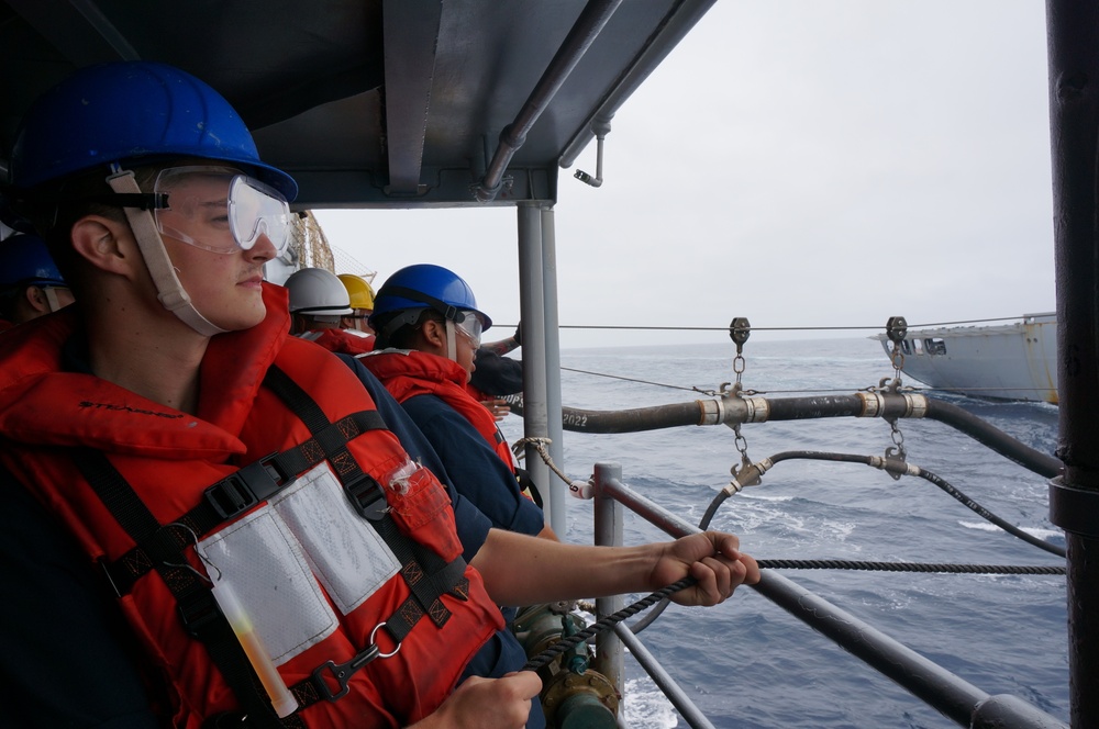 USS Lake Champlain (CG 57) Conducting A Replenishment-At-Sea