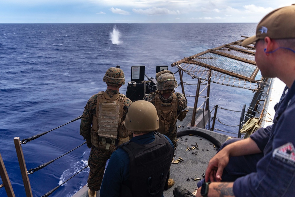 31st MEU Conducts a Deck Shoot