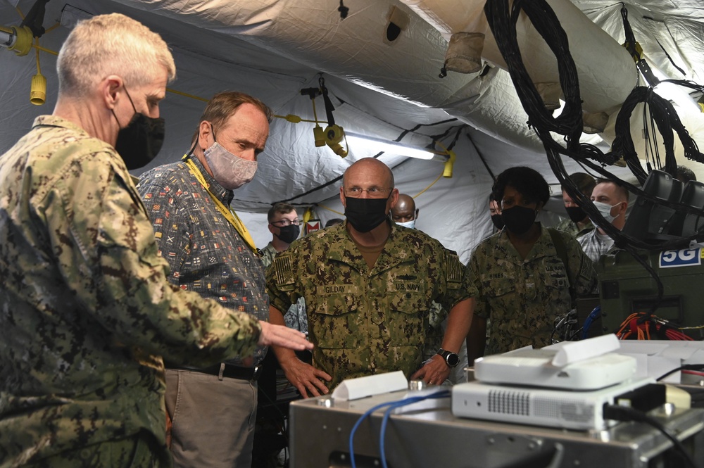 CNO Tours 3rd Fleet EMOC