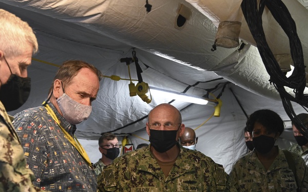 CNO Tours 3rd Fleet EMOC