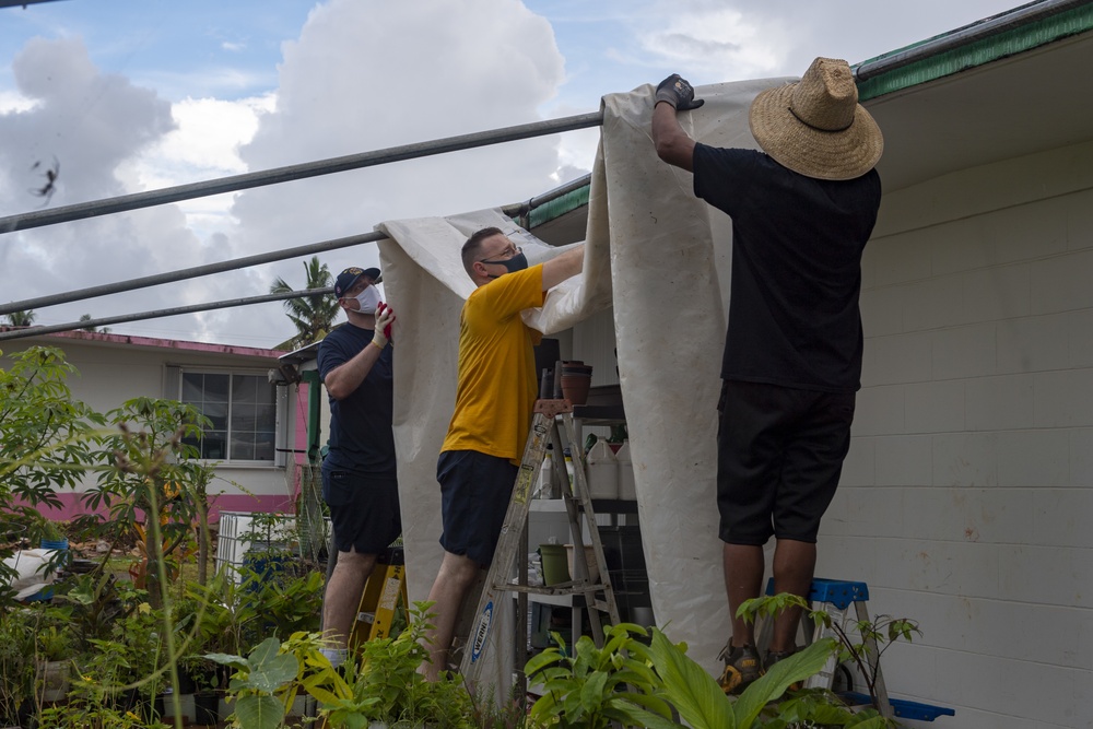 USS America and 31st MEU volunteer with Island Girl Power