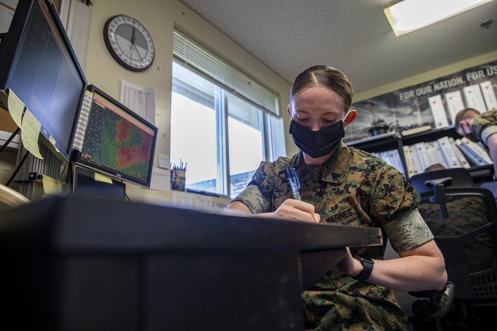 Faces of MCIPAC: Cpl. Julia Hubler - Meteorological and oceanography analyst forecaster
