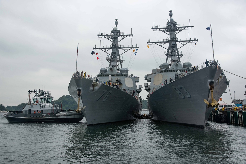 USS Higgins arrives at Yokosuka