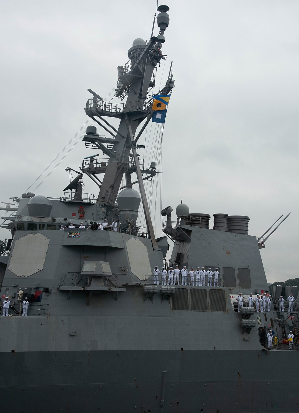 USS Higgins arrives at Yokosuka