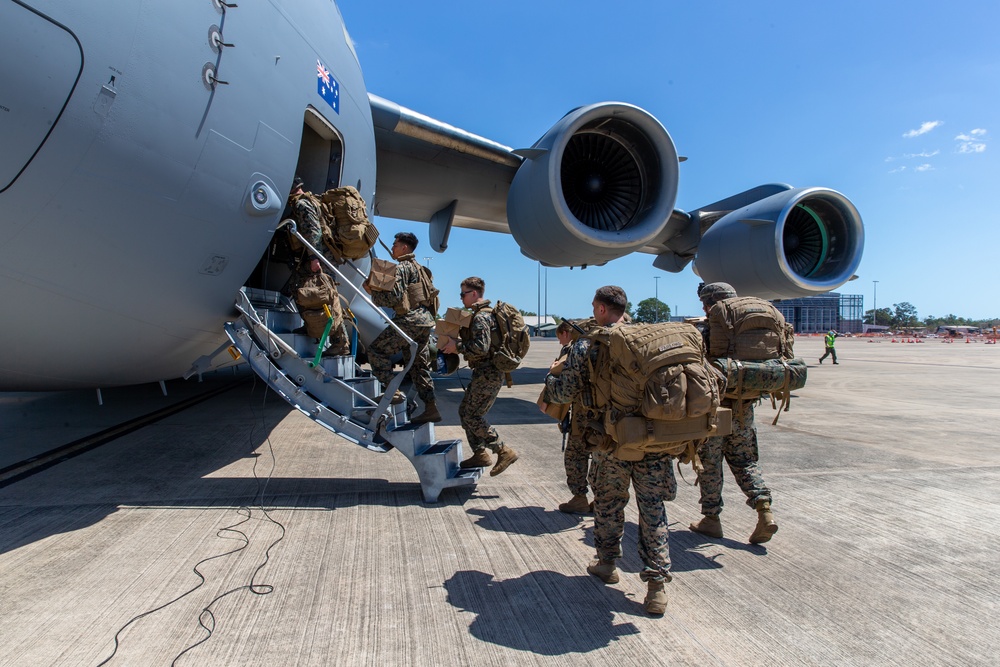 HIMARS loading onto a C-17 during Exercise Loobye