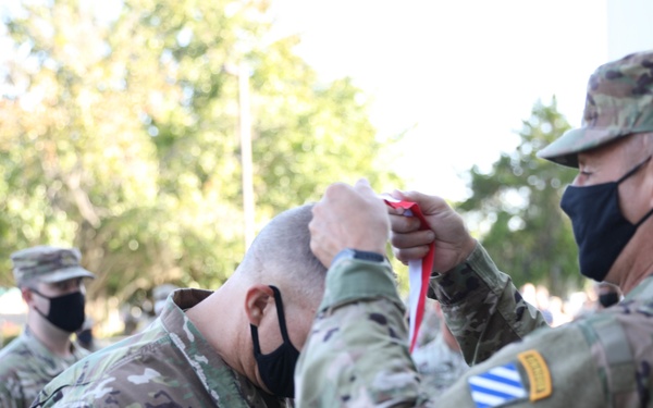 Raiders Bid Farewell to Upton; Welcome Moon