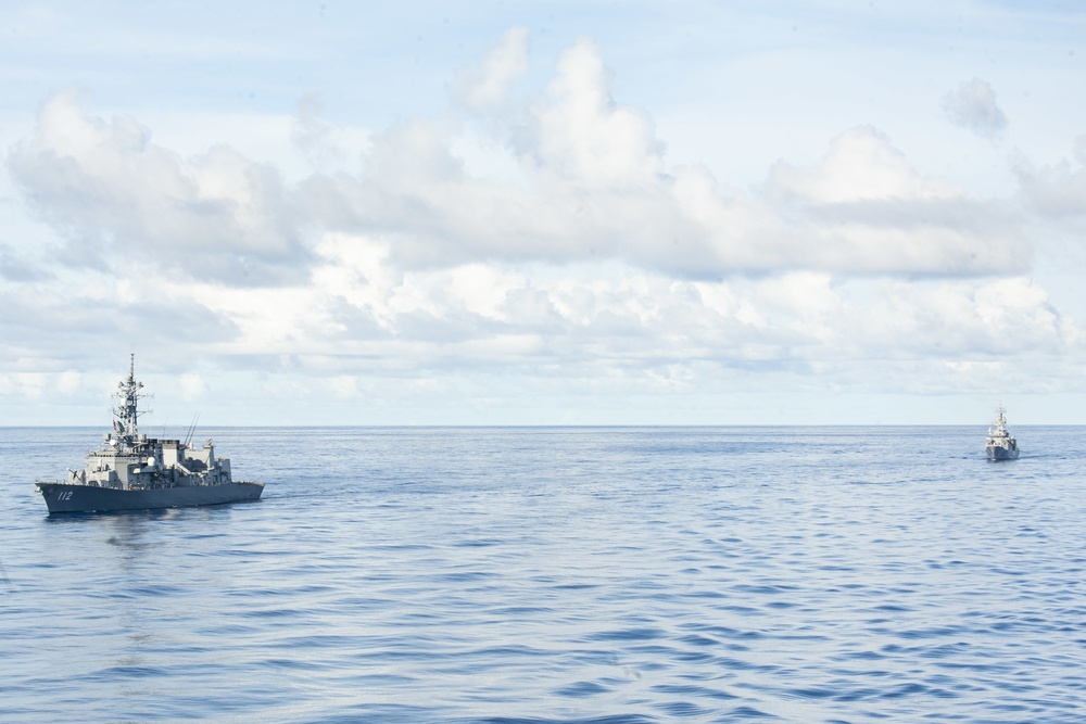 USS New Orleans' Bilateral Exercise in the Caroline Basin 2021