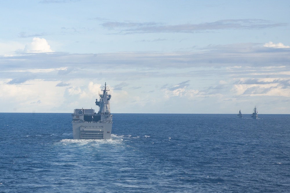 USS New Orleans' Bilateral Exercise in the Caroline Basin 2021