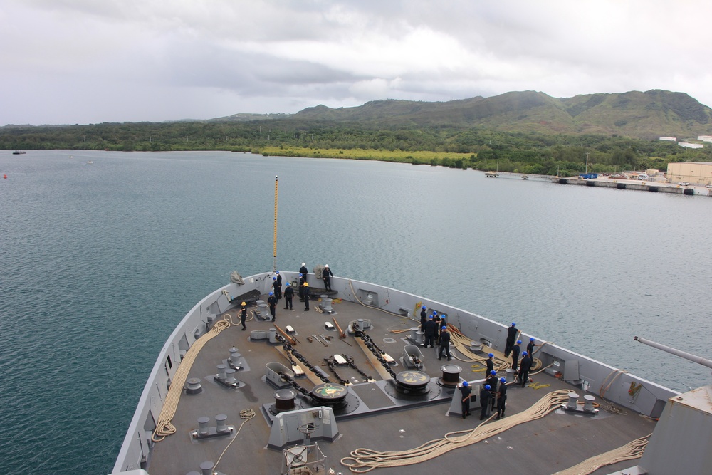 USS New Orleans Pulls into Apra Harbor in 2021