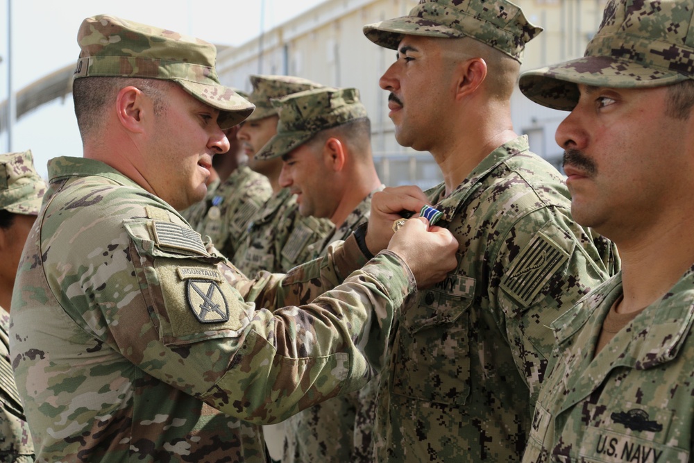 MSRON 11 Sailors receive Army Achievement Medal