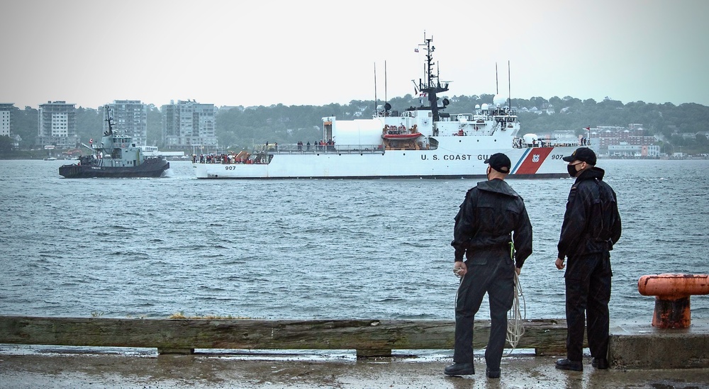U.S. Coast Guard participates in Operation Nanook with partners