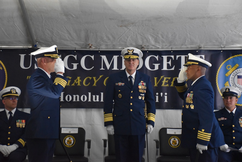 USCGC Midgett holds change of command ceremony