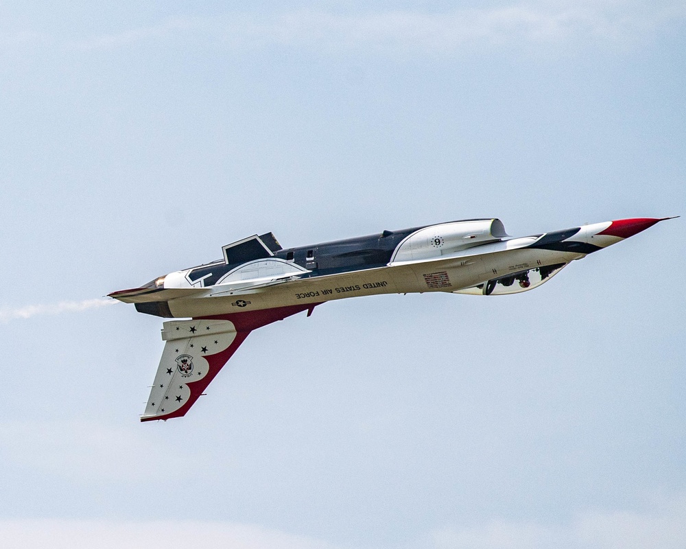 Thunderbirds Practice before Day One of Thunder over Michigan