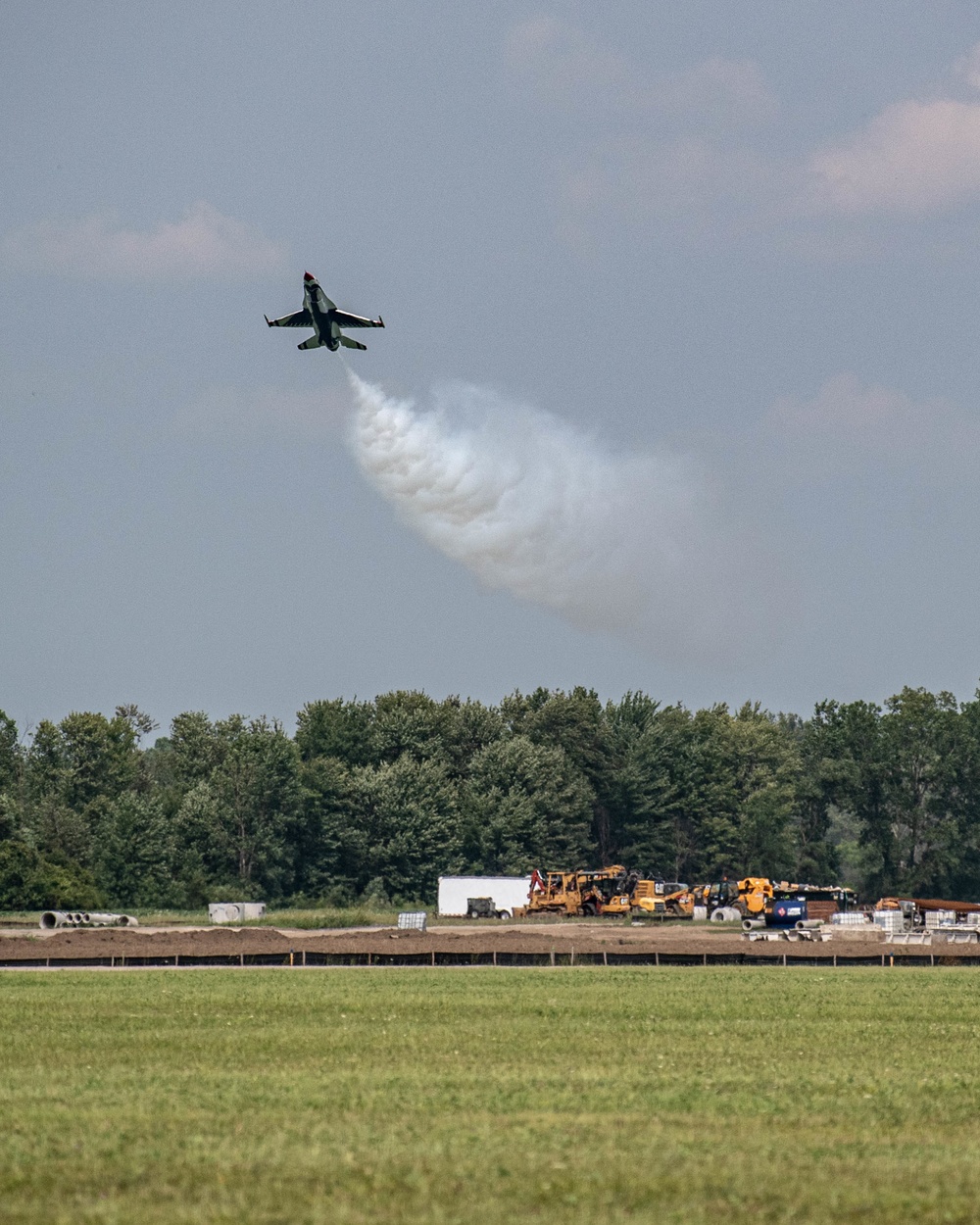 Thunderbirds Practice before Day One of Thunder over Michigan