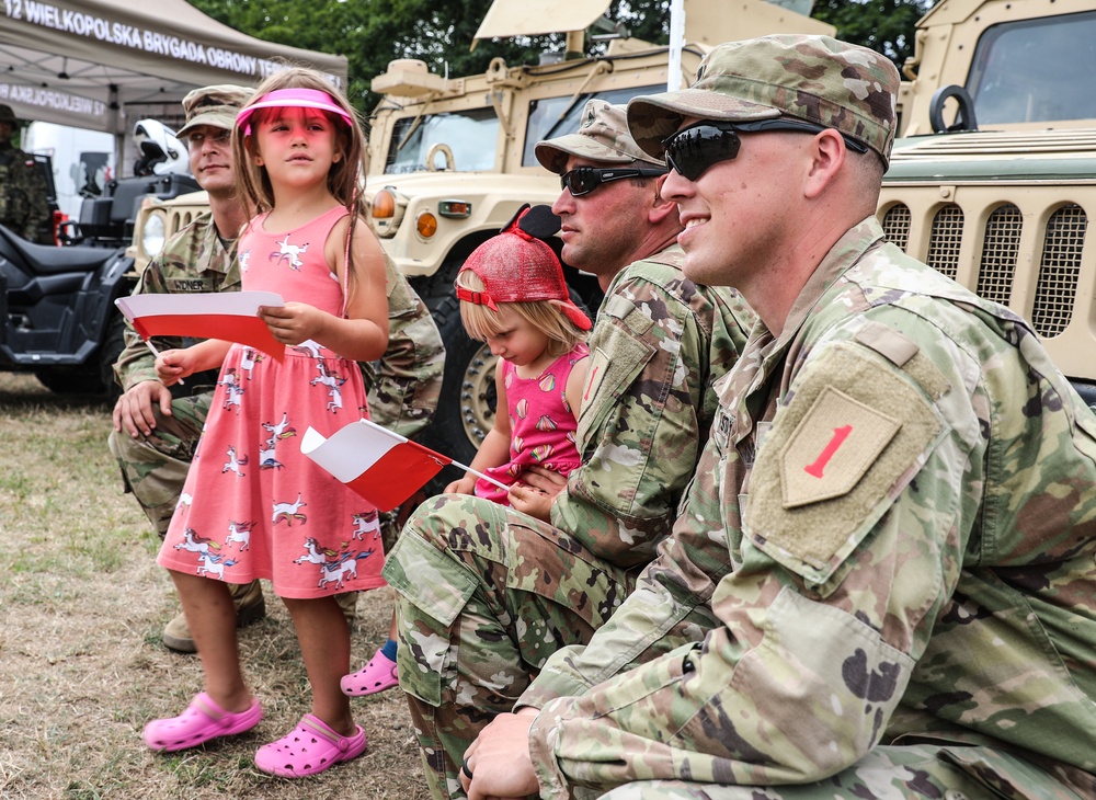 2-34 AR participates in Polish Armed Forces Day